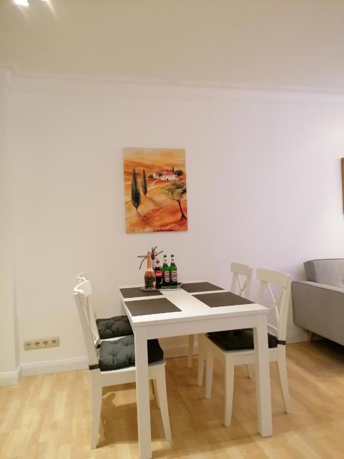 Schoene Wohnung, Zwei Schlafzimmer, Zentrumsnah, Erdgeschoss In Greifswald Dış mekan fotoğraf